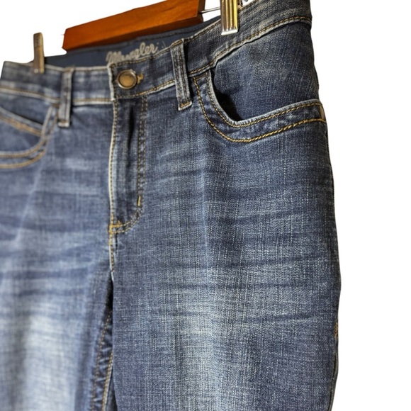 Wrangler Ultimate Riding Jean Willow Mid-Rise Bootcut Size Womens 9*34 - Picture 5 of 16